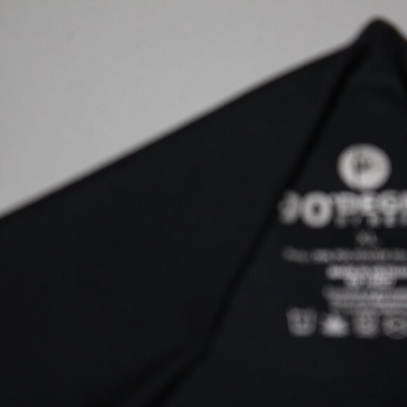 Black 90 Degree High Waist Capris Size XL New - Picture 3 of 5